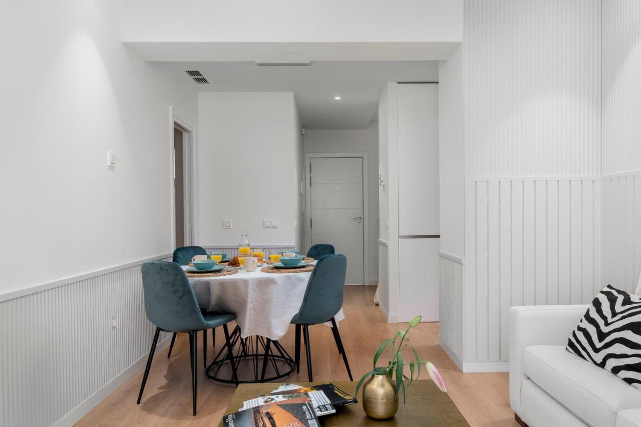 Atico Plaza Del Teatro 3 Habitaciones マラガ エクステリア 写真